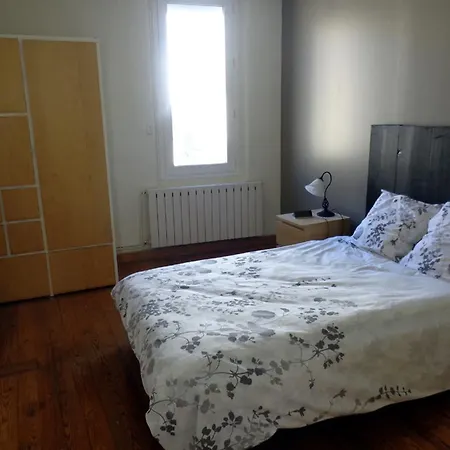 Сasa de vacaciones Comfortable 115m2 Townhouse In Historic Centre Carcasona