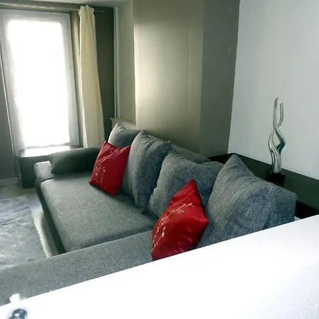 Comfortable 115m2 Townhouse In Historic Centre Сasa de vacaciones Carcasona
