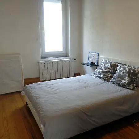 Сasa de vacaciones Comfortable 115m2 Townhouse In Historic Centre *