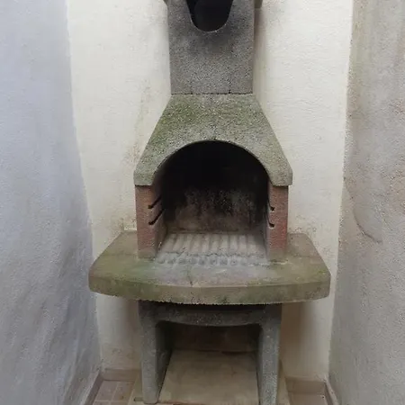 Comfortable 115m2 Townhouse In Historic Centre Сasa de vacaciones *